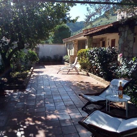 Il Giardino Di Hyccara Villa Carini Eksteriør bilde